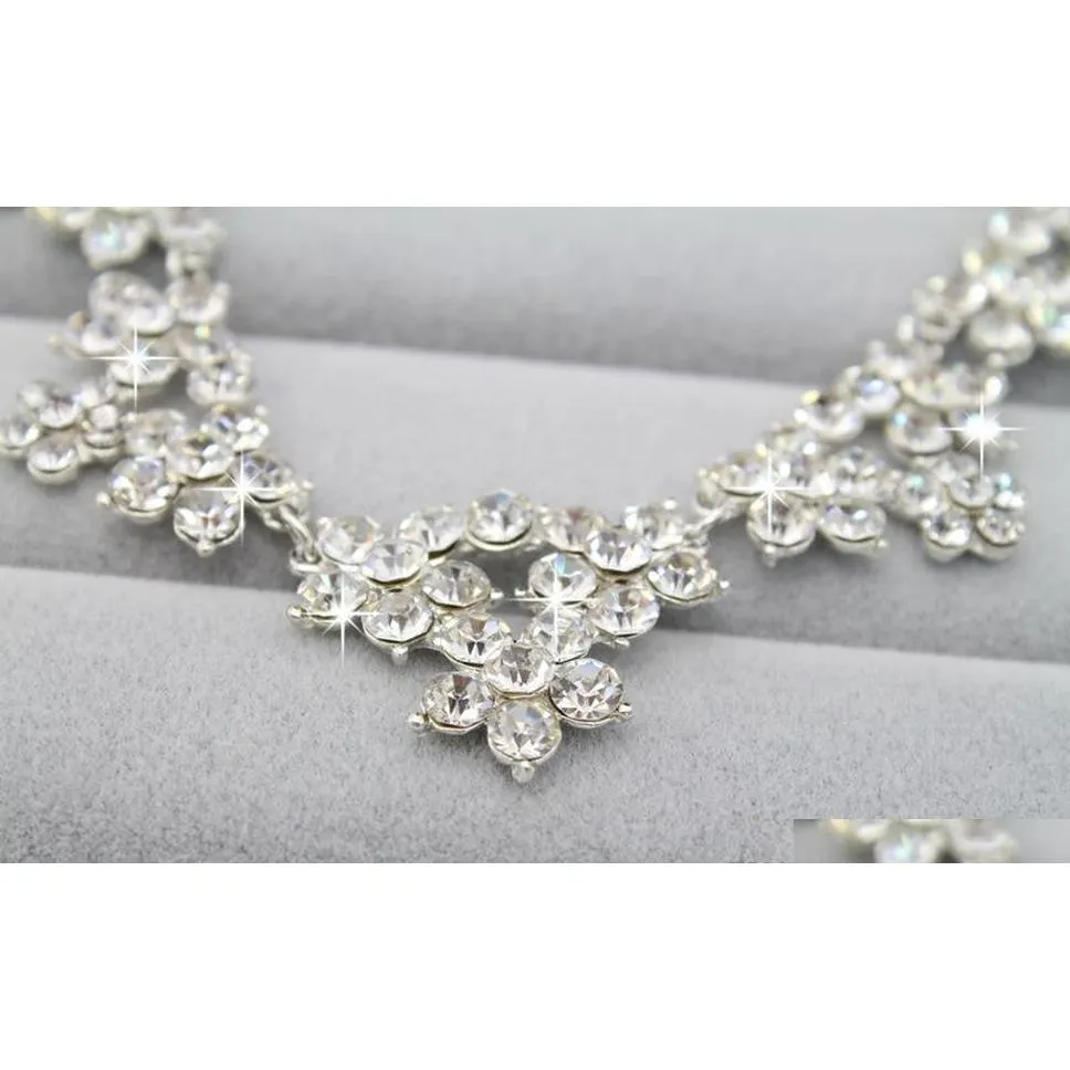 wedding jewelry sets engagement bridal rhinestone earring and necklace sets simple shining wedding dress accessories jewelry in bulk