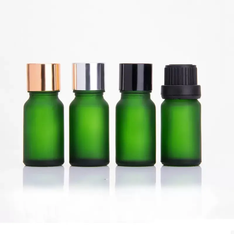 What is Kleine mini flüssige kosmetische grüne Glasflasche mit Pumpe