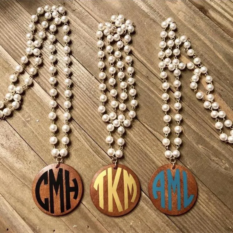 Party Monogrammed Engraving Wooden Necklace Pearl Bead Pendant Wood Chip Sweater Chain Women Clothing Ornament