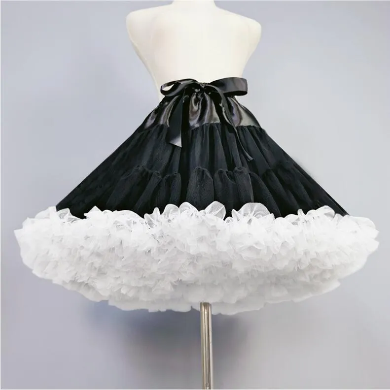 Nya kort petticoats bröllop brud tillbehör små tjejer brudtärna crinoline vit och svart blomma flicka formell klänning underskirt