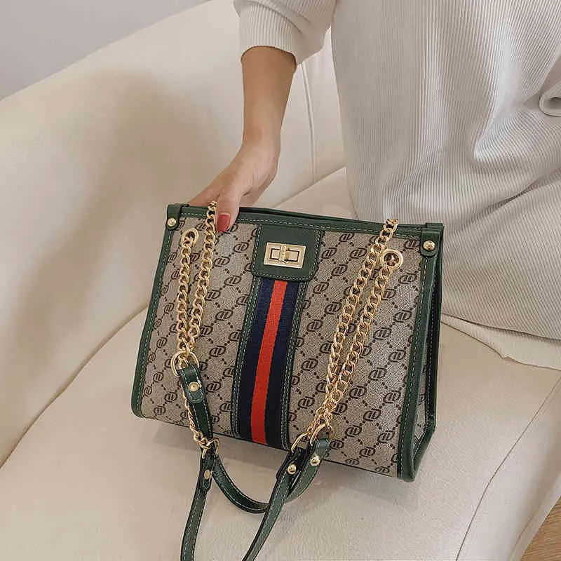 حقيبة يد الأزياء بيع ما يصل إلى 50٪ من حقيبة النسائية النسائية الملمس سعة كبيرة رسول نمط سلسلة واحدة الكتف حقيبة الإبط