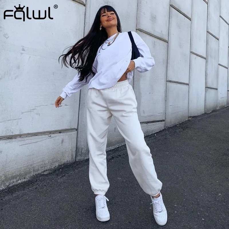 High Waist Harem Sweat Cropped Pants For Women Black And White Streetwear  Joggers, Winter Loose Track Cropped Pants T200727 From Xue04, $15.78