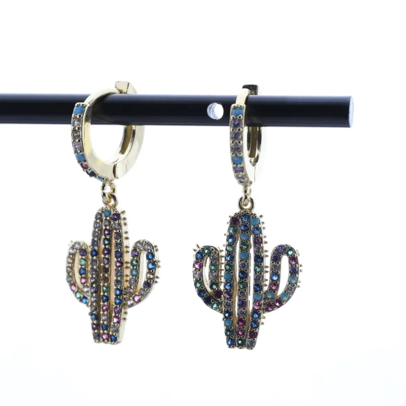 Unga damer gåva guldpläterade mässing hoop örhängen micro pave multi color zircon cactus charm örhänge