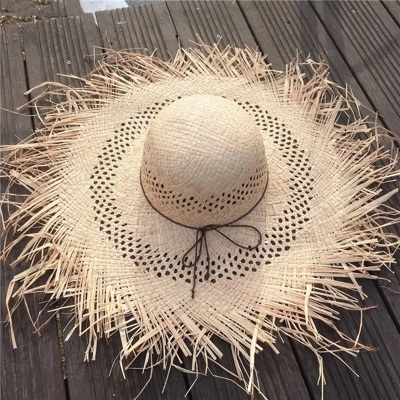 Chapeaux de soleil d'été à large bord pour femmes pliables doux évider raphia chapeau de paille dames os en plein air décontracté casquette de plage Panama Y200714