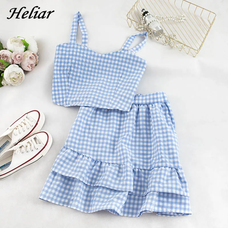 Heliar Set Donna Due pezzi Set Set Elastico Spaghetti Plaid Tops e Gonne Sbalunce Abiti da orlo Femmina 2020 Set estivi per le donne T200702