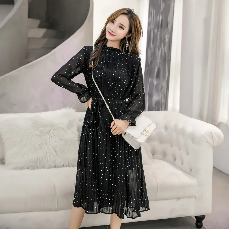 Vintage Black Chiffon Polka Dot Polka Dot Dress With Pleated Detailing 2020  Korean Fashion For Women By ClotheS LJ200820 From Luo02, $16.77
