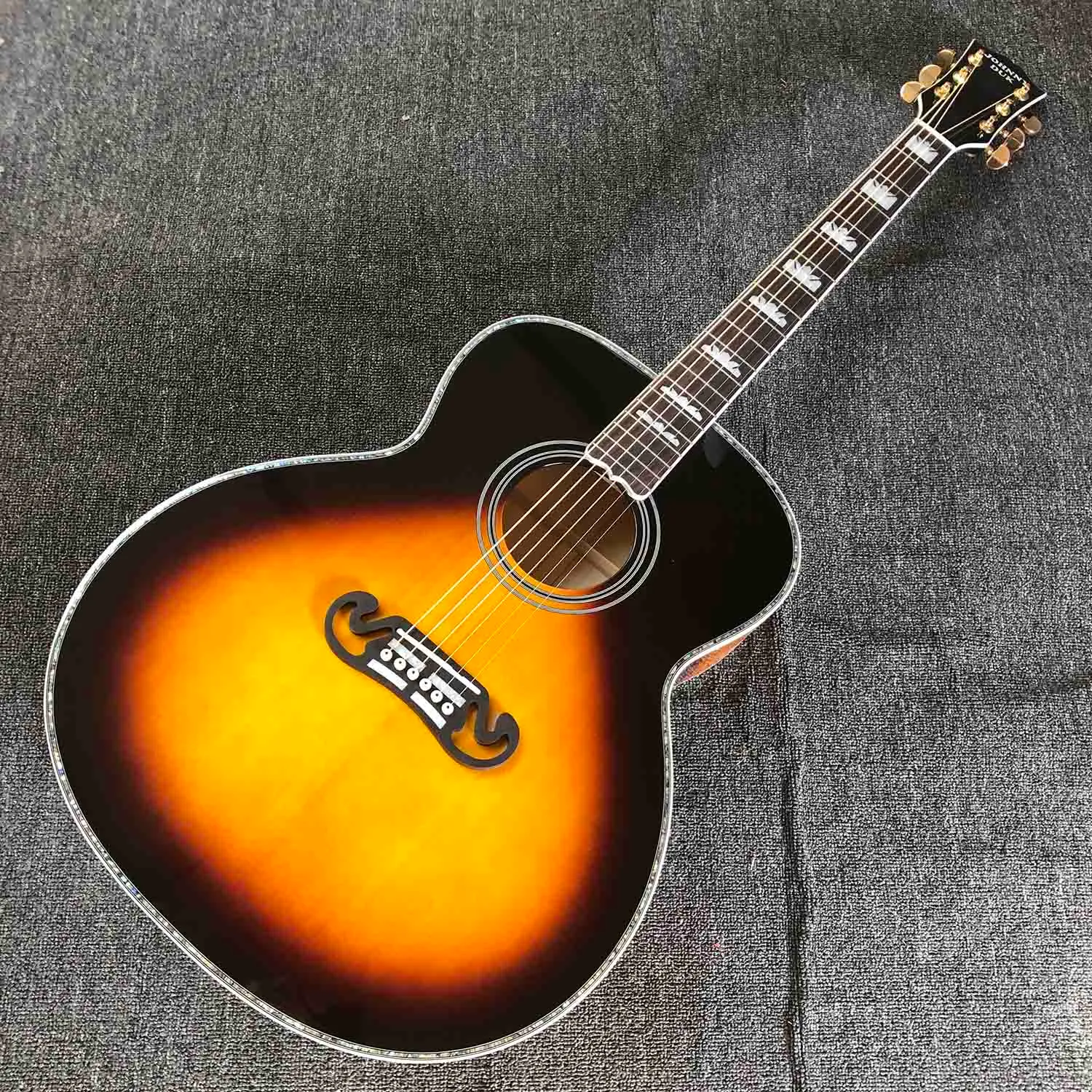 43 "Sunburst Flame Maple Guitarra acústica Diapotado de palisandro Spruce sólido Jumbo Cuerpo Guitarra eléctrica
