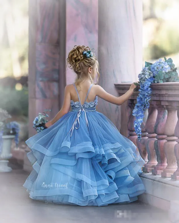 2021 Dusty Blue Flower Girls Dresses With Handmade Flowers Beaded