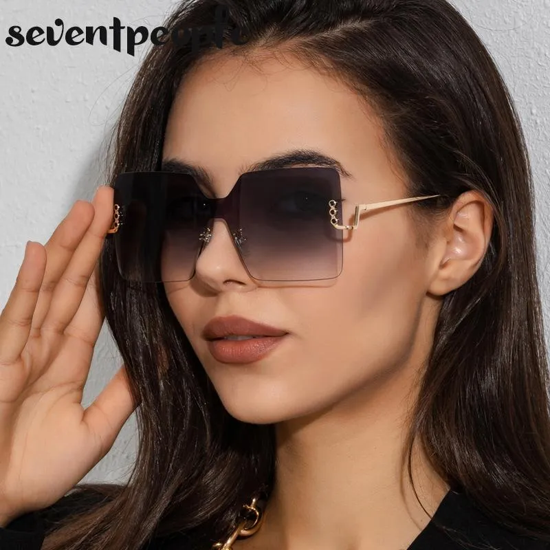 Square Rimless Oversized Square Metal Frame Womens Black Gradient Sunglasses Square Oversized Sunglasses Women vintage flat top Gradient  main image 4