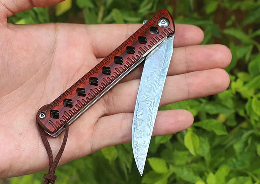 Wysokiej jakości 3,35 "VG10 Damaszek Stalowy Ostrze Flipper Składany Nóż Rosewood + Stale nierdzewne Uchwyt arkuszy EDC Kieszonkowe noże