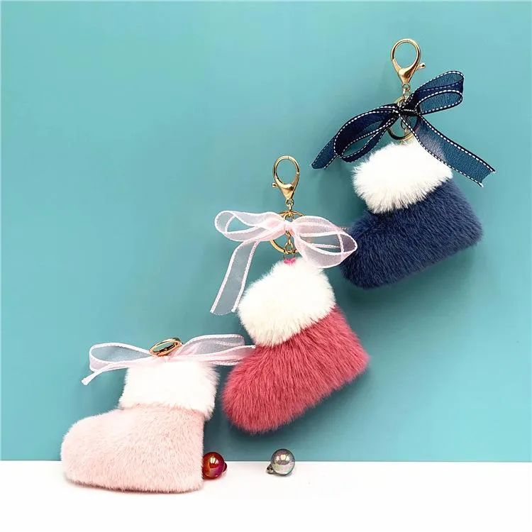 Plush Car Key Chain Ring Boże Narodzenie Buty Brelok Cute Koronki Łęk Torba Charms Wisiorki Xmas Prezent Cartoon Pompon Keyring Moda Akcesoria