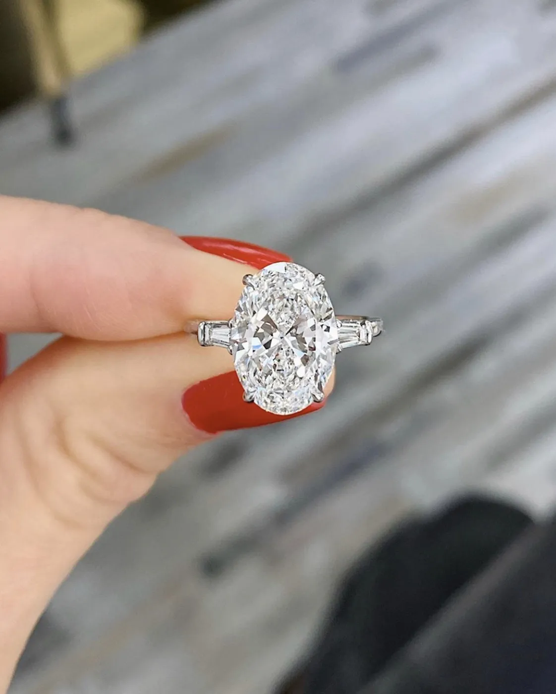 高級リアル 925 スターリングシルバーオーバルカット 4ct 模擬ダイヤモンド結婚式婚約カクテル女性リング 6 切断ファインジュエリー卸売