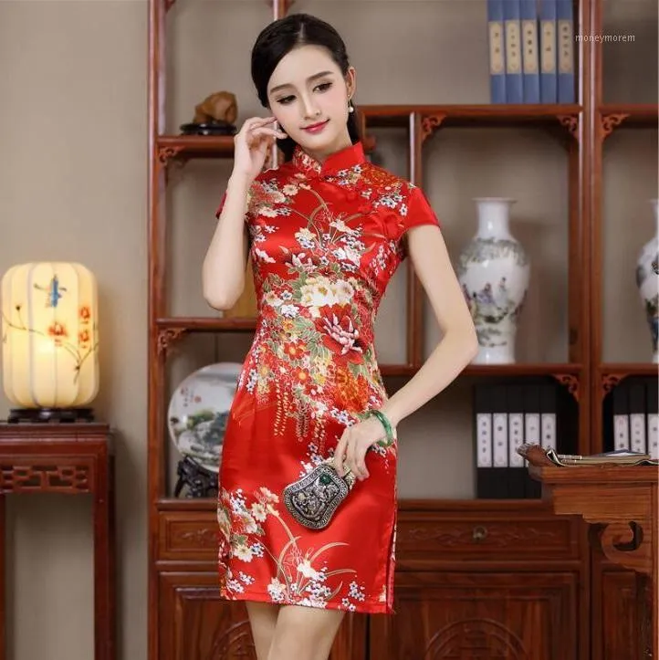 Etnisk Kläder Kinesisk Traditionell Modern Qipao Bröllopsklänning Röd Klänningar Cheongsam Plus Storlek Med Broderi Svart Sexig Silk Short 2021 Wo