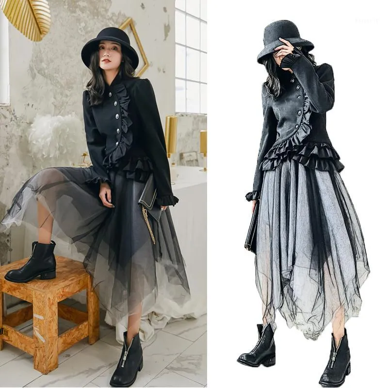 المدرج 2 قطعة مجموعة النساء الخريف الأسود المتتالية كشكش معطف والأزياء غير النظامية شبكة خليط تنورة الملابس الدعاوى SL4881