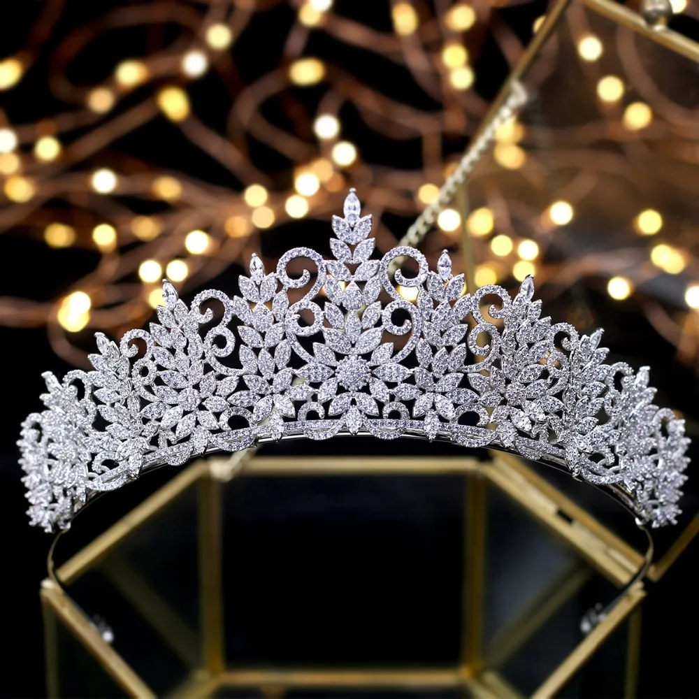 Tiara Regina Vintage Con Strass Barocchi | Corona Per Matrimonio E Prom | Colore Argento | Gioiello Per Capelli Elegante - 4