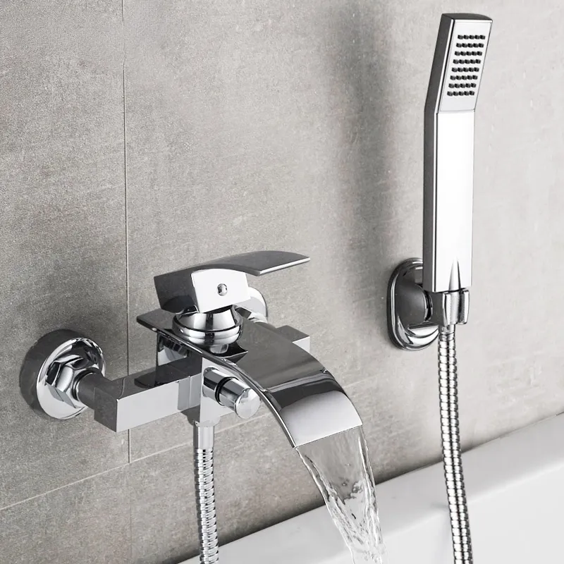 バスタブのシャワーセットの壁に取り付けられた滝風呂の蛇口、バスルームの寒さとホットミキサータップ真鍮クロム