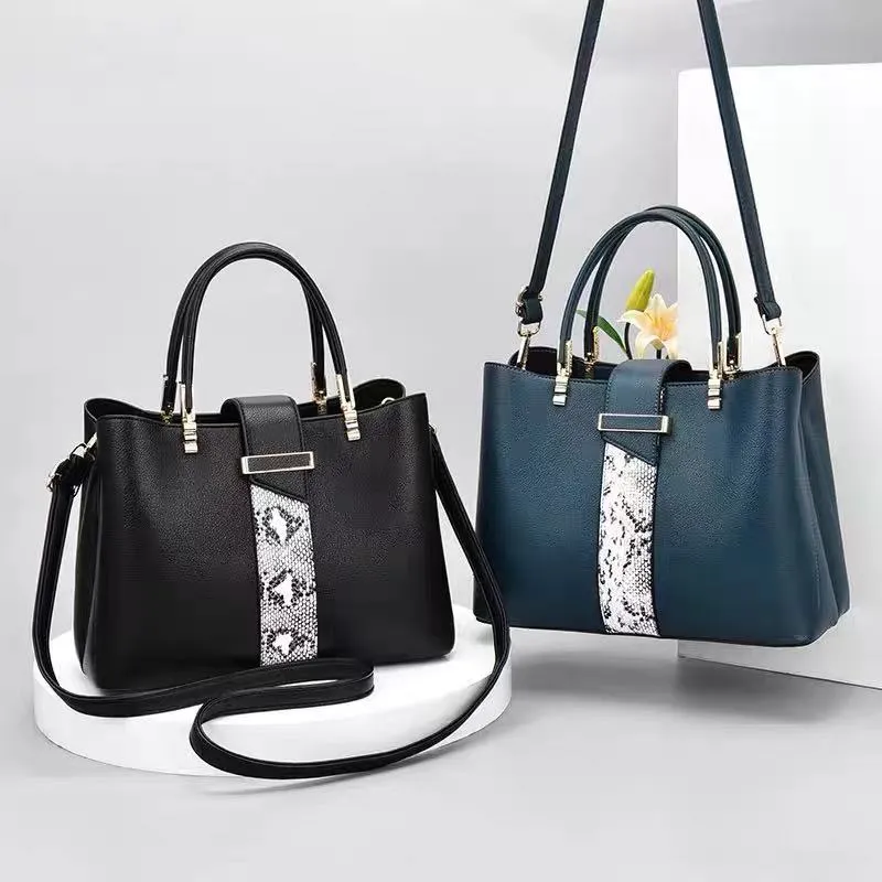 2018 Модная новая женская сумка изготовлена ​​из прекрасного качества и качества.