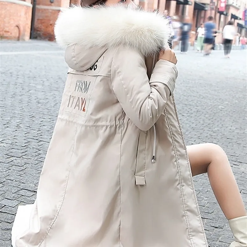 Parka d'hiver pour femmes Style coréen Slim Jacket Femmes Long Manteau rembourré en coton Plus Size Vestes pour femmes Brodé Femme 201125