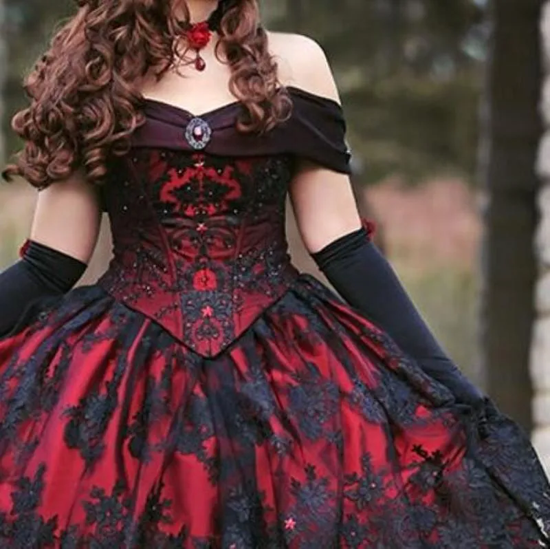 Gotycka Belle Czerwona czarna koronkowa suknia balowa suknie ślubne vintage koronkowe gorset steampunki śpiąca piękność poza ramię plus rozmiar Brid309y