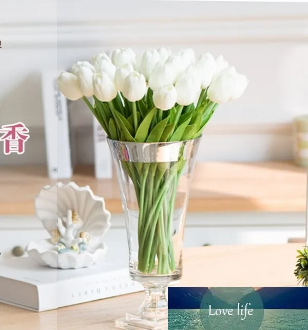 En gros Blanc Fleur Artificielle De Haute Qualité Real Touch PU Tulipe De Bureau De Mariage Décoration De La Maison Cadeau Multicolore Parti Décor