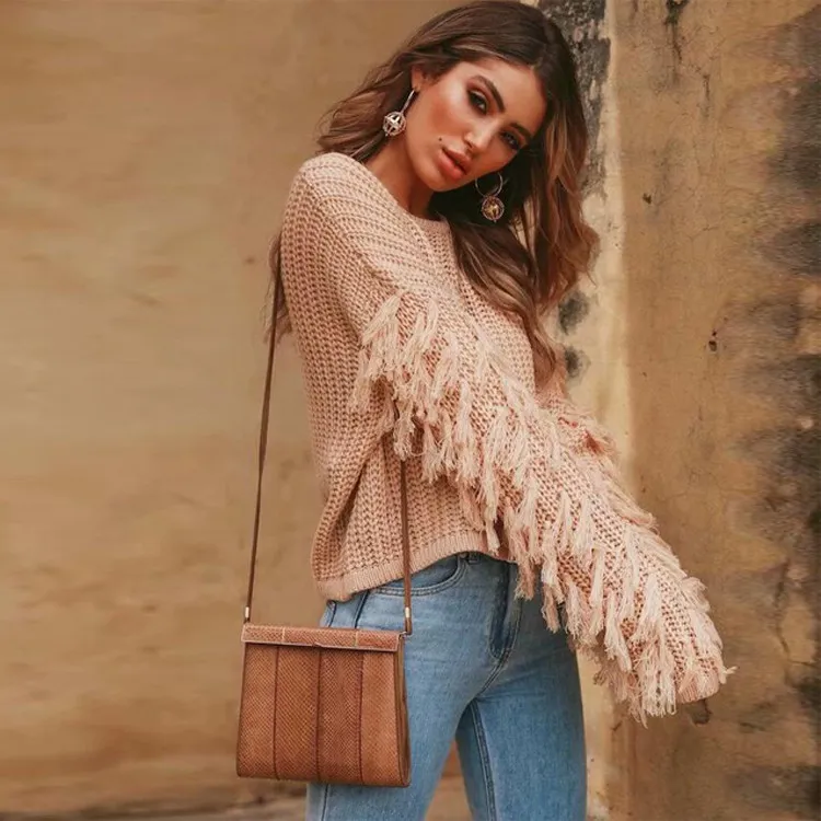 Nieuwe herfst mode vrouwen gebreide o-hals batwing losse lange mouwen kwastje fringe gepatchte trui jumper tops plus maat SML XL