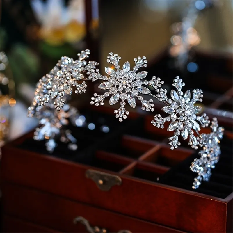 Luxe Crystal Snowflake Hairband Floral Bridal Tiaras Barok Crown Pageant Diadeem Hoofdband Bruiloft Haaraccessoires 220218