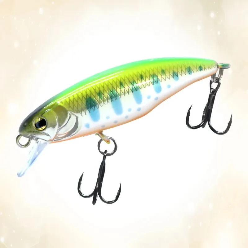 Iscas de pesca de estilo japonês Naufrágio Minnow Isca Hard 52mm 4.5g Wobblers Jerkbait Bass Trout Lure Swimbait para Trout de Perch