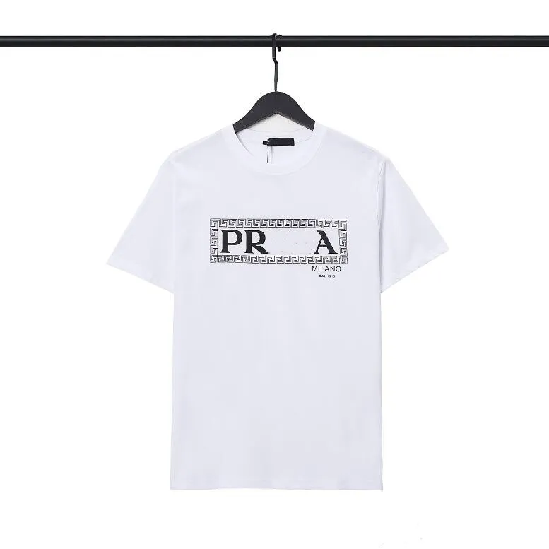 Prad Mens Designers T Shirt Man Womens Tshirt med bokstäver Tryck Korta ärmar Summertröjor Män Lossa Tees Asian Size S-XXL #European och amerikansk storlek