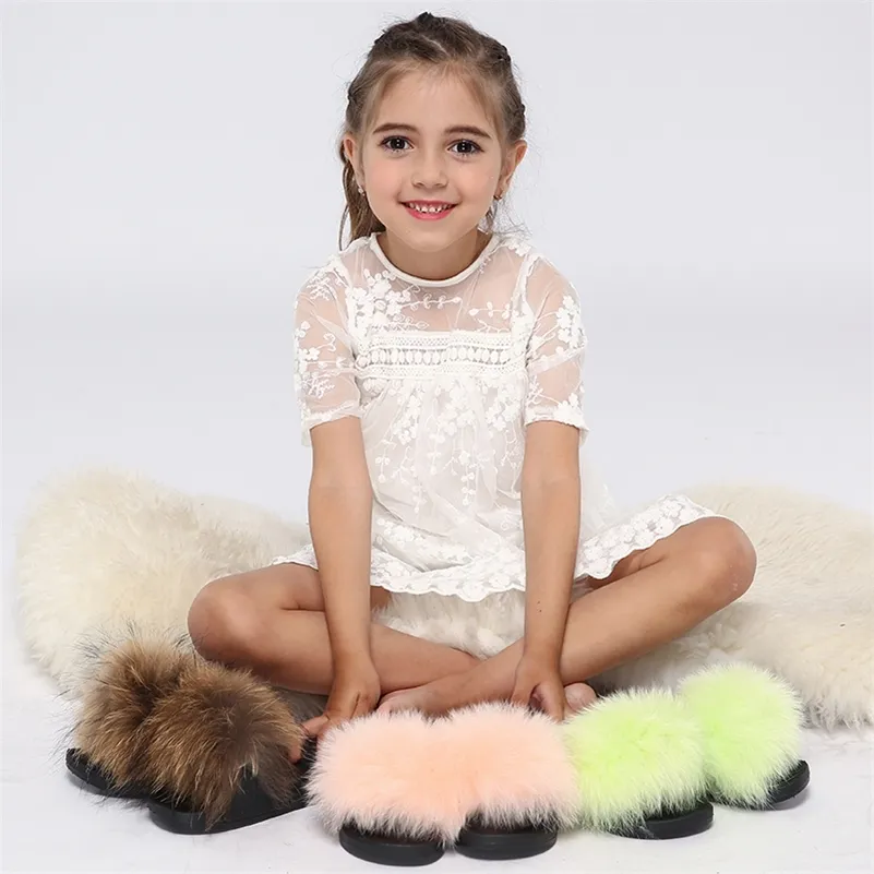 Kids Fur Slides Summer House Tofflor Fluffy Barnskor För Flickor Furry Sandaler Hem Real Fur Flip Flops Wholesale Dropshipping LJ200903