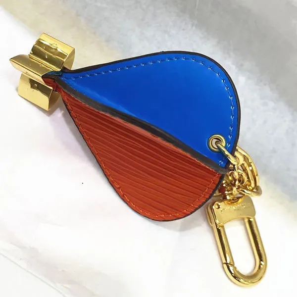 Stylish key chain.High quality key chain holder Brand design key chain with original box free of shipping