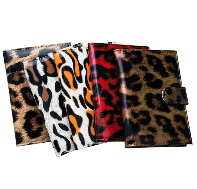 50 pezzi da donna PU stampe leopardate porta carte da viaggio multifunzionale borsa per passaporto Hasp colore misto