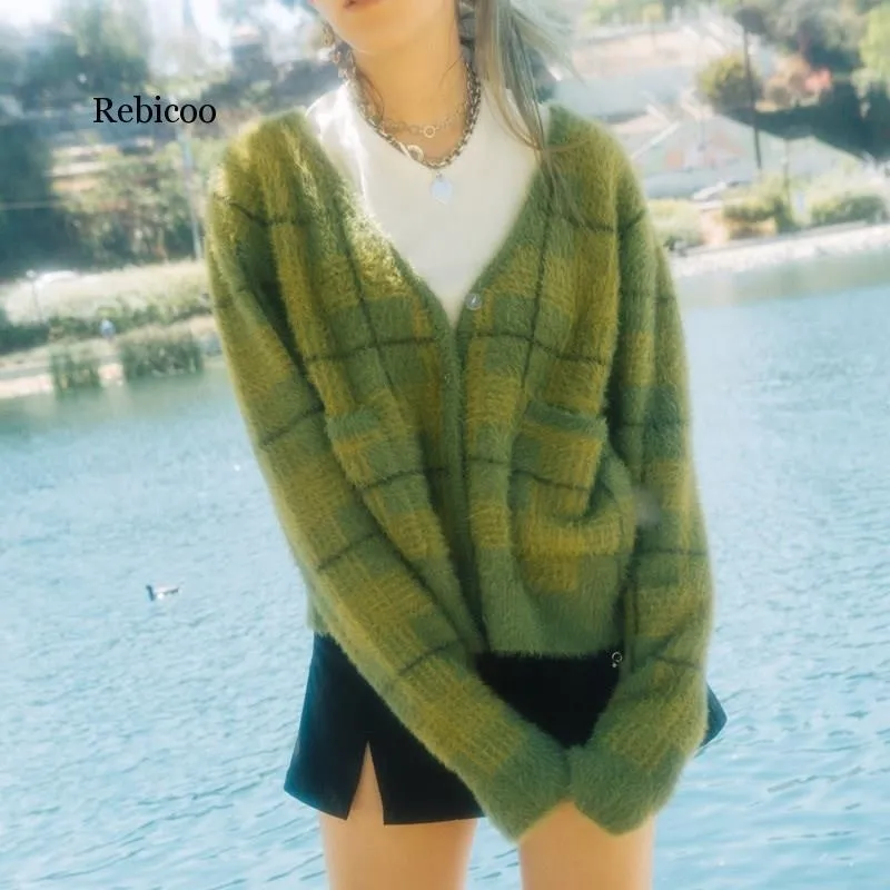 Новые винтажные клетки зеленые плюшевые вязаные кардиганы V-образным вырезом Свободные свитер осень зимняя одежда свитер женщины Y200910