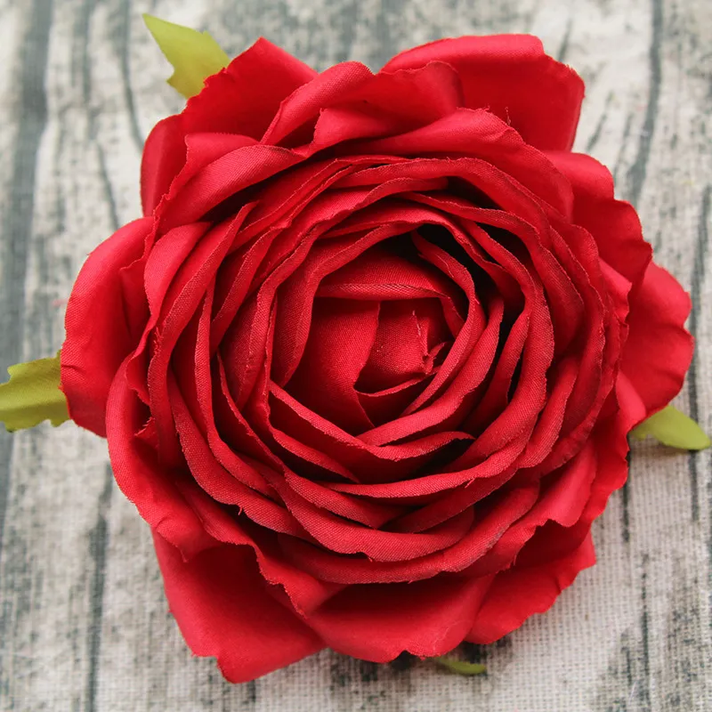 20pcs / lot Soie Bloomingg Rose Flores Fleurs artificielles Pas cher pour la maison Décor de mariage Mariagin de bricolage Matériel Nouvel An Cadeau Nouvel An Y200111