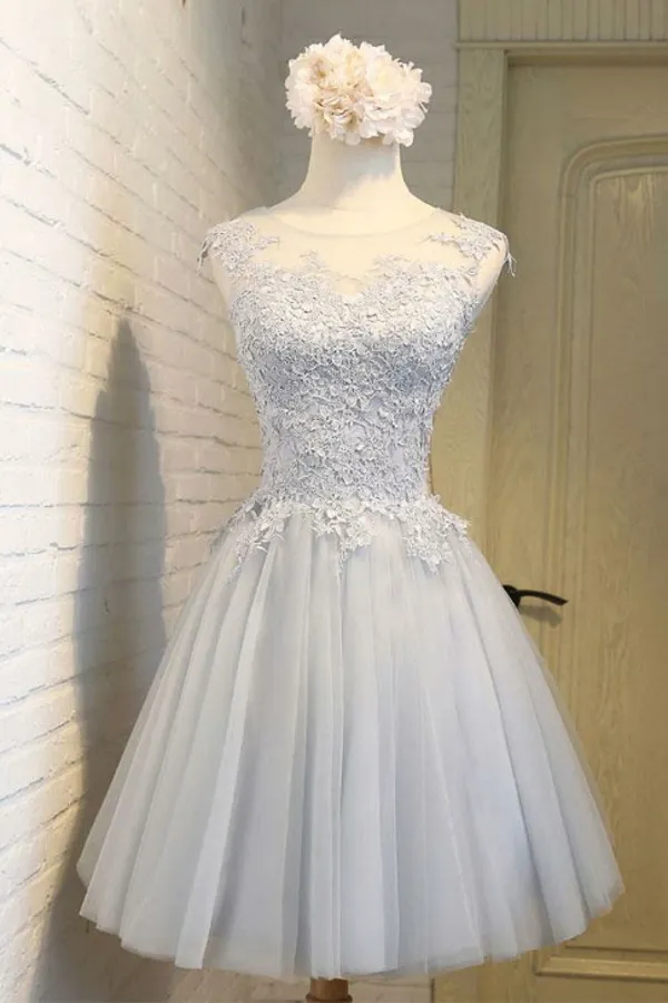 Słodki i piękny Przezroczysty Tulle Scoop Aplikacja Długość Kolana Spódnica Lekki Szary Srebrny Krótki Prom Dress Sukienka Homecoming Sukienka Graduation