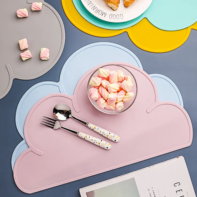 Siliconen Mooie wolkvormige baby warmte-geïsoleerde servies Cup mat placemat keukengerei tafel decoratie pads 48 * 27cm