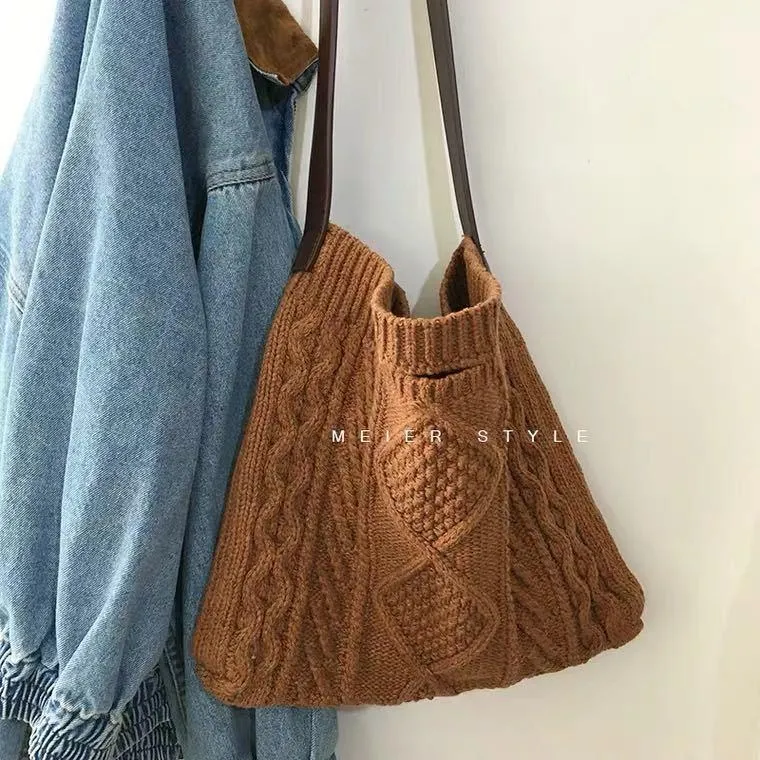 Wollgestrickte Geflecht Criss Cross Handtasche Fur Frauen Hakelnde Winterkoreaner Mode Retro Chic GroBe Kapazitat Uber Umhangetasche Kaffee Braun Khaki Schwarz Von 19 4 DHgate