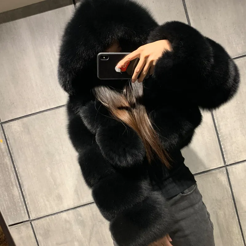 2020 Högkvalitativ furry cropped faux pälsrockar och jackor Kvinnor Fluffy Top Coat med Hooded Winter Fur Jacket Manteau Femme