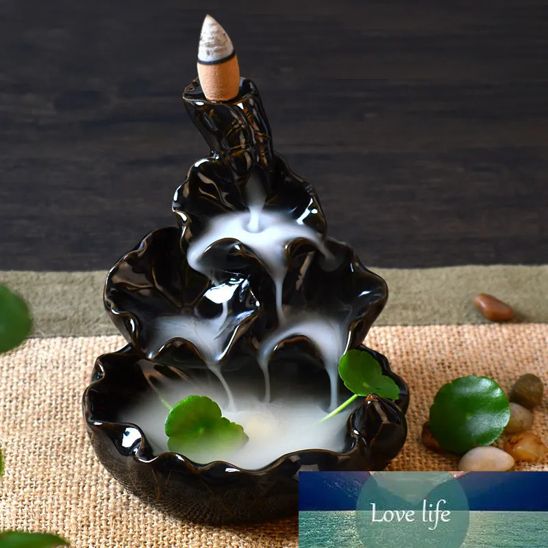 Coni di incenso di riflusso di proiettili di fumo creativi o ornamenti in ceramica Tiantan Bruciatore di incenso in legno di sandalo Incensieri in ceramica con smalto nero