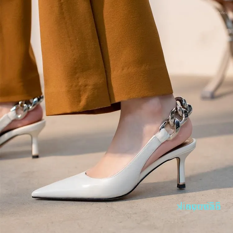 Wit lederen vrouwen ondiepe pompen puntschoen bruids bruiloft schoenen metalen kettingen slingback hoge hakken kantoor chic werk stiletto's jurk