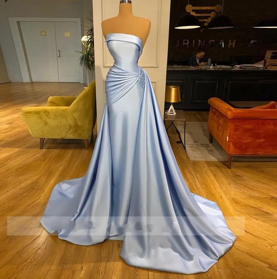 Açık gökyüzü dubai mavi denizkızı balo elbiseleri uzun askısız pleat saten kadınlar gece elbise resmi parti elbise vestido festa longo robe de soiree abendkleider o