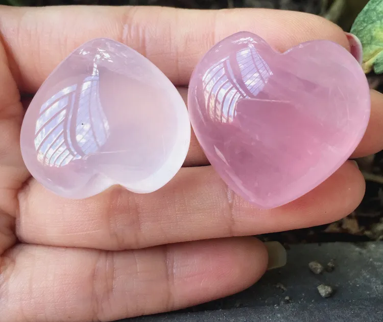 Natural Rose Quartz Heart Shaped Pink Crystal Carved Palm Love Healing Gemstone Lover Gife Stone Crystal Heart Gems