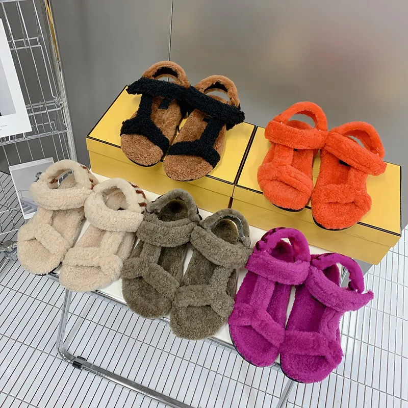 Top quality Flat heeled Casual Sandals Luxury Designer Fashion Spray two colors wool Hook Loop Buckle Ladies Shoes comfortable Large size Womens Sandal 35-41