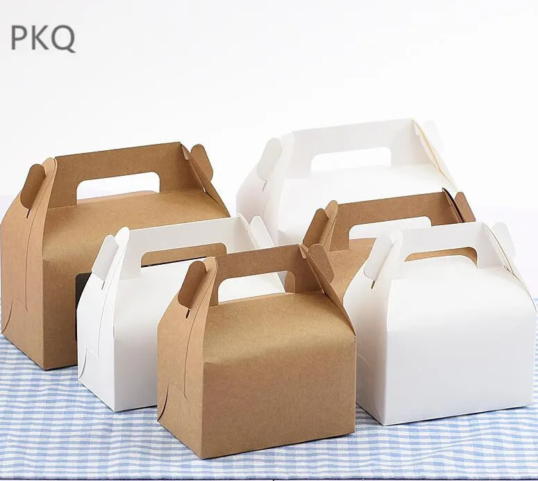 50Pcs 3 sizes Paper Cake Boxes with handle Brown Kraft Mousse Box Cardboard Dessert Packaging Box Baking Bread Gift Box 201015