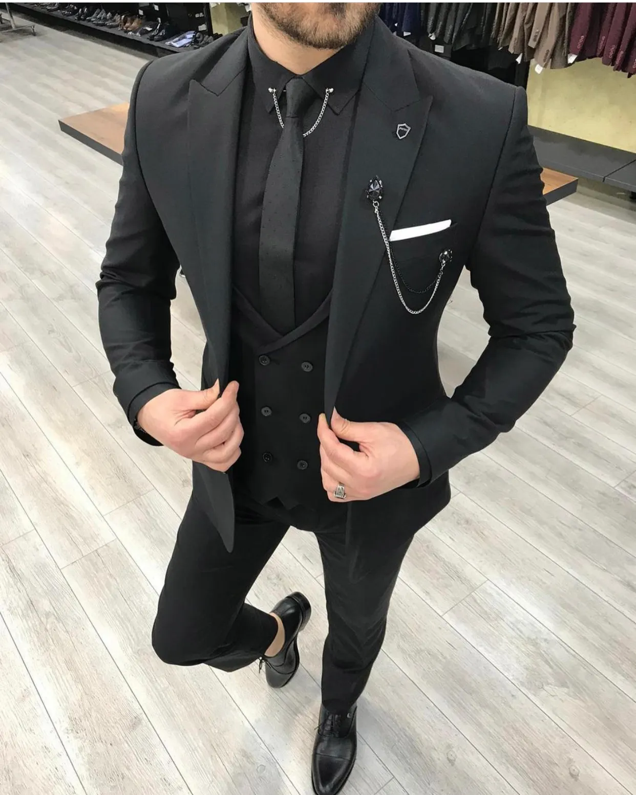 Slim Fit Peaked Lapel Black Tuxedo Groomsmen For Men 2022 Grooms Suit ...