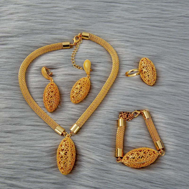 Or africain 24 carats pour les femmes cadeaux de mariage Ensembles de bijoux éthiopiens Dubaï nuptiale boucles d'oreilles bague ensemble arabe collares bijoux 201224