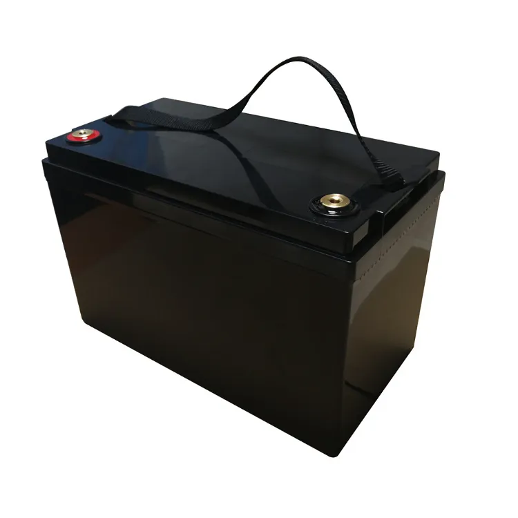 Batteria 12.8v Lifepo4 Batteria agli ioni di litio da 12V 100Ah con lunga durata integrata BMS per carrelli da golf per yacht del sistema solare camper