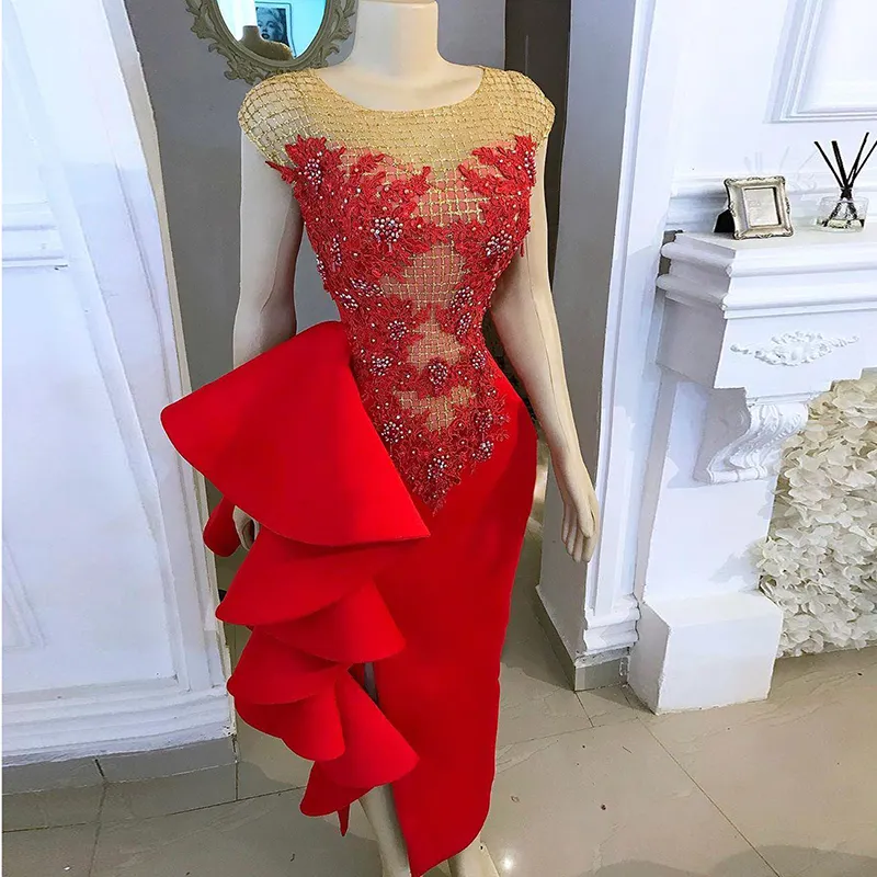2020 Arabski ASO EBI Red Evening Dress Lace Beaded Prom Dresses Sheer Neck Formalne Suknie Party