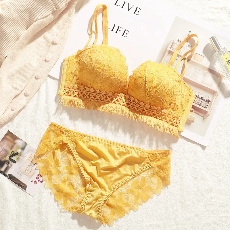 ADAGRO Women's Underwear Luvlette Embroidery Laced with Luv Bra (Color :  Yellow, Size : 75C) : : Clothing, Shoes & Accessories