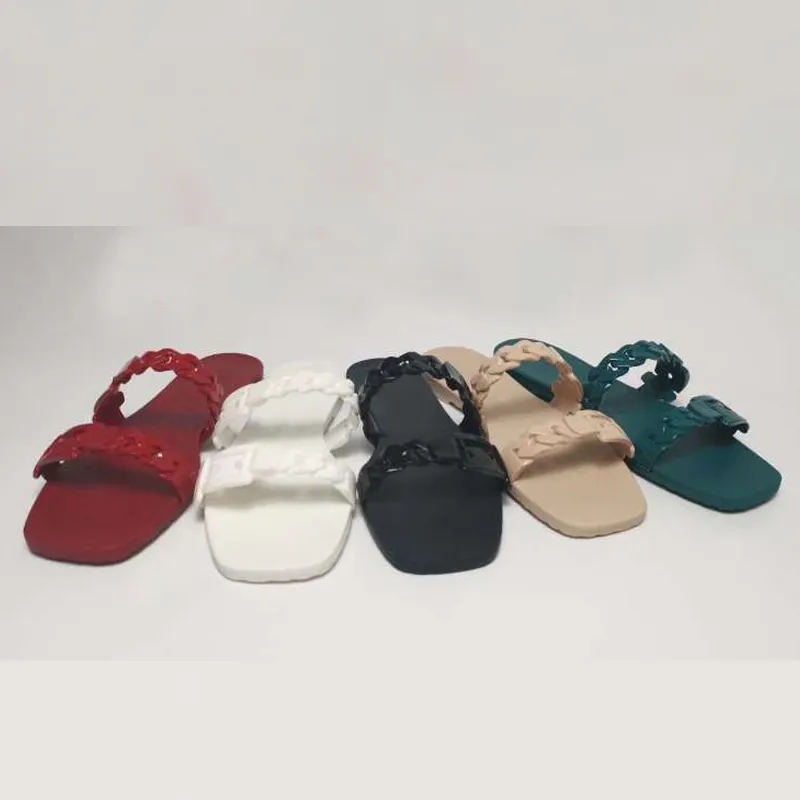 NEW Designer Jelly slippers Women Rubber slippers Fashion Flat Slides Sandal Beach Sandals Party Shoes Red Green Summer Flip Flops