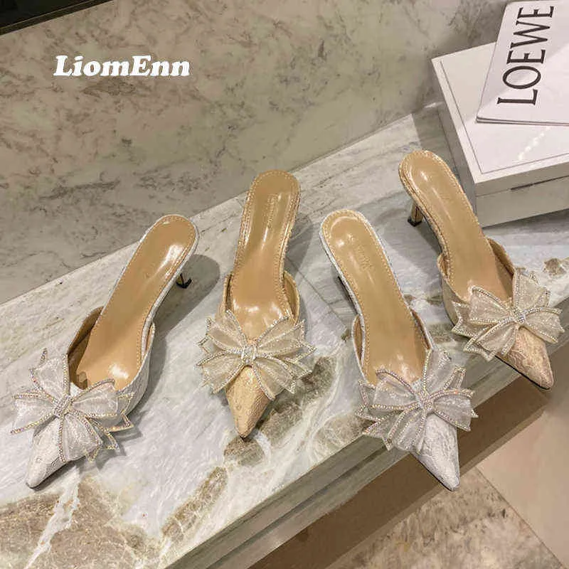 Pantofole Luxury Brand Bowknot Tacchi Ciabatte Donna Strass Scarpe da sposa per feste Trend Summer Outdoor Bling Gold Thin 220309